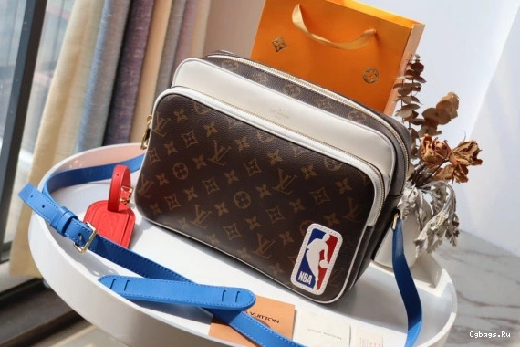 MESSENGER LOUIS VUITTON NIL LVXNBA 0212